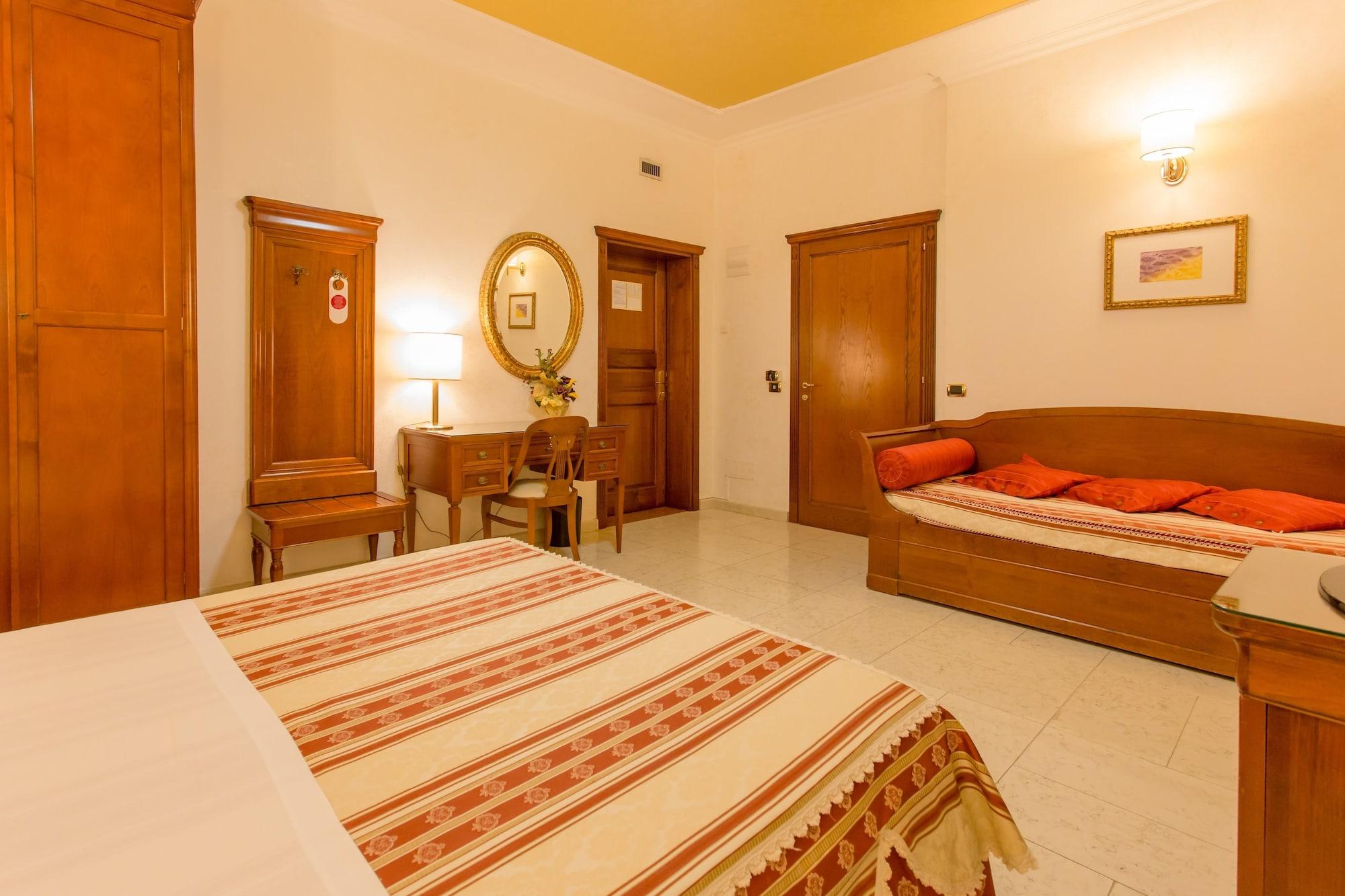 Mariano IV Palace Hotel Oristano Ngoại thất bức ảnh