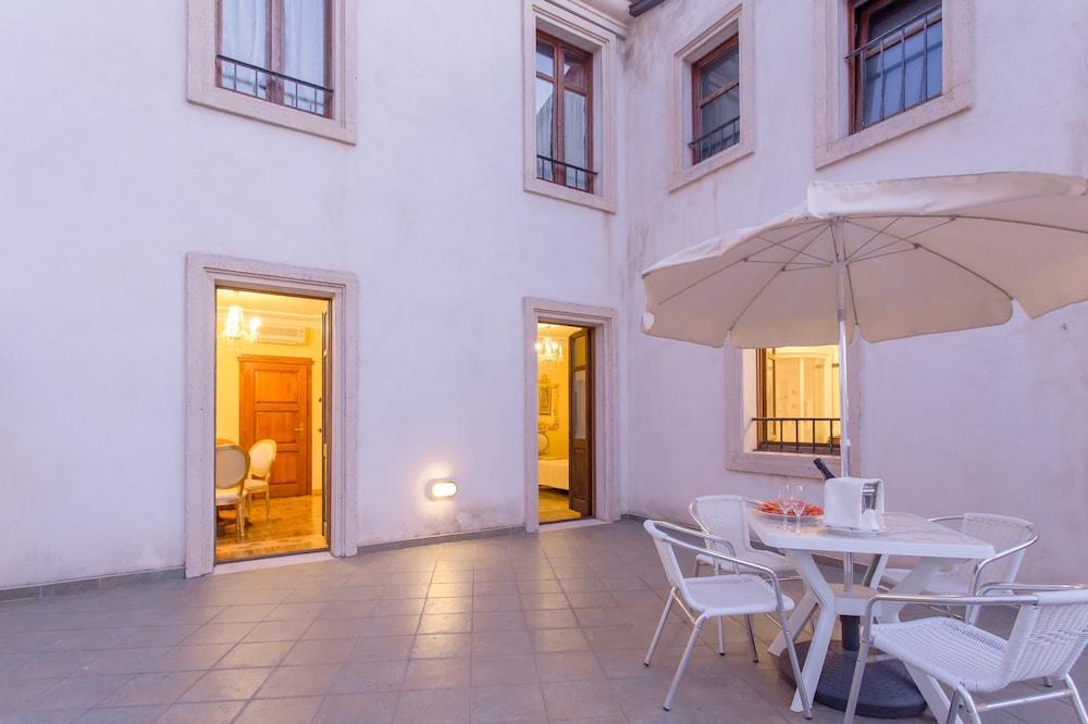 Mariano IV Palace Hotel Oristano Ngoại thất bức ảnh