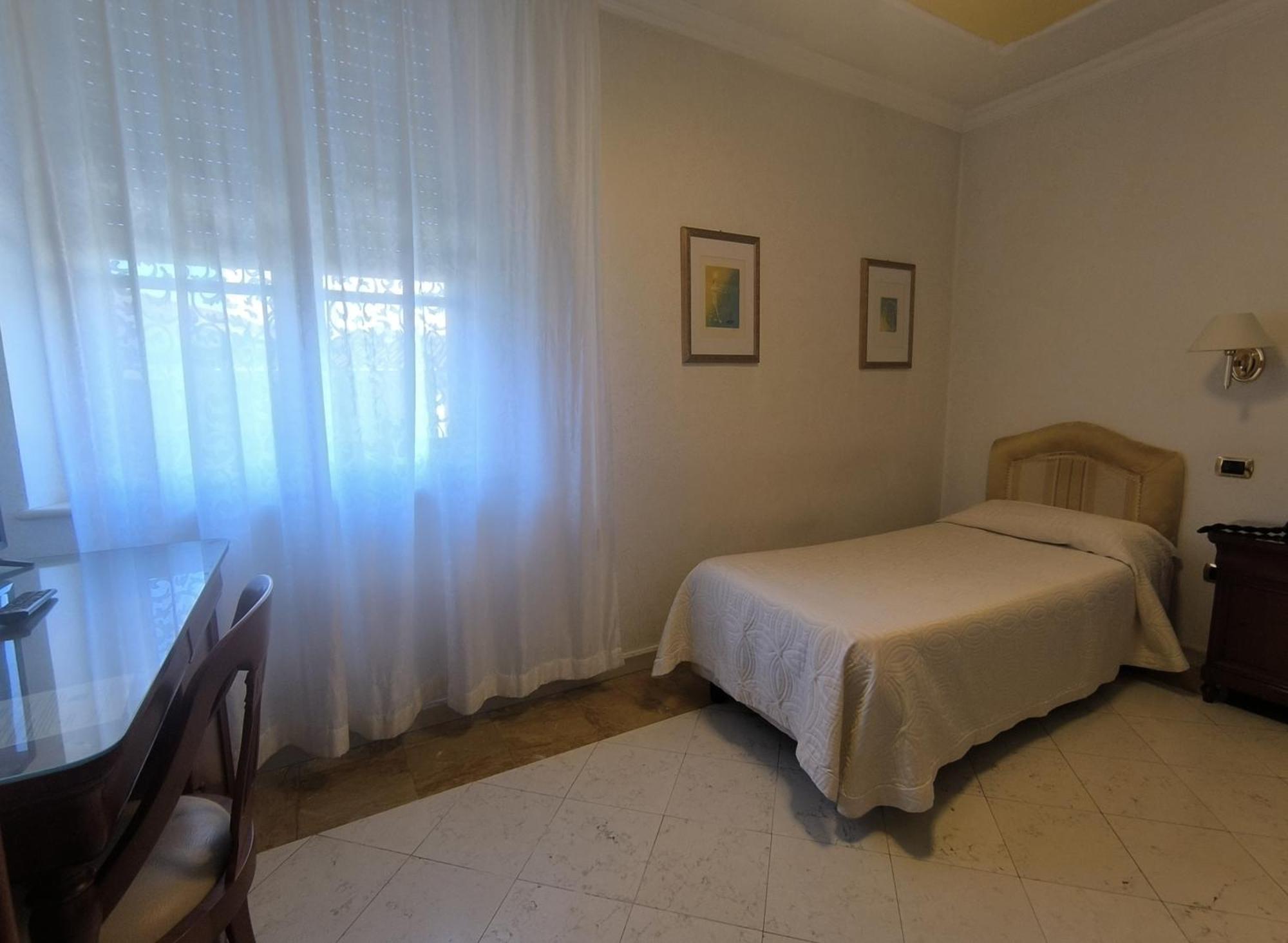 Mariano IV Palace Hotel Oristano Ngoại thất bức ảnh