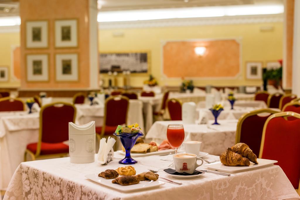 Mariano IV Palace Hotel Oristano Ngoại thất bức ảnh